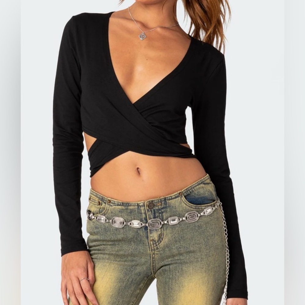 NWT Edikted Tie Twist Convertible Wrap Crop Top Women's Black Size Medium